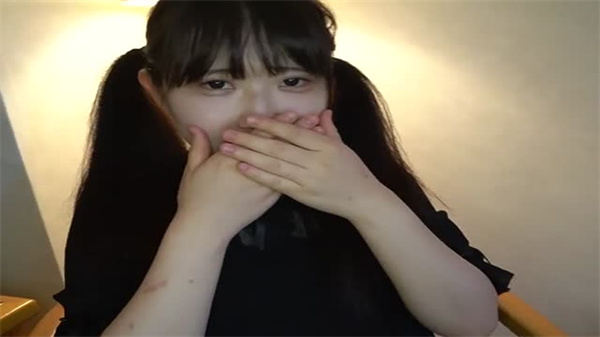 肉感嫩妹任你摆布 淫水狂流随便玩